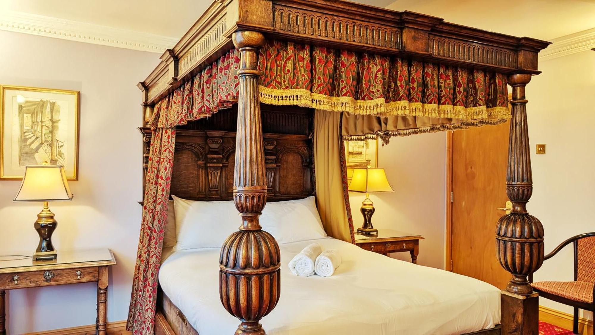 Villare Hitchin Town Centre Экстерьер фото