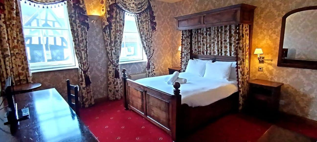 Villare Hitchin Town Centre Экстерьер фото