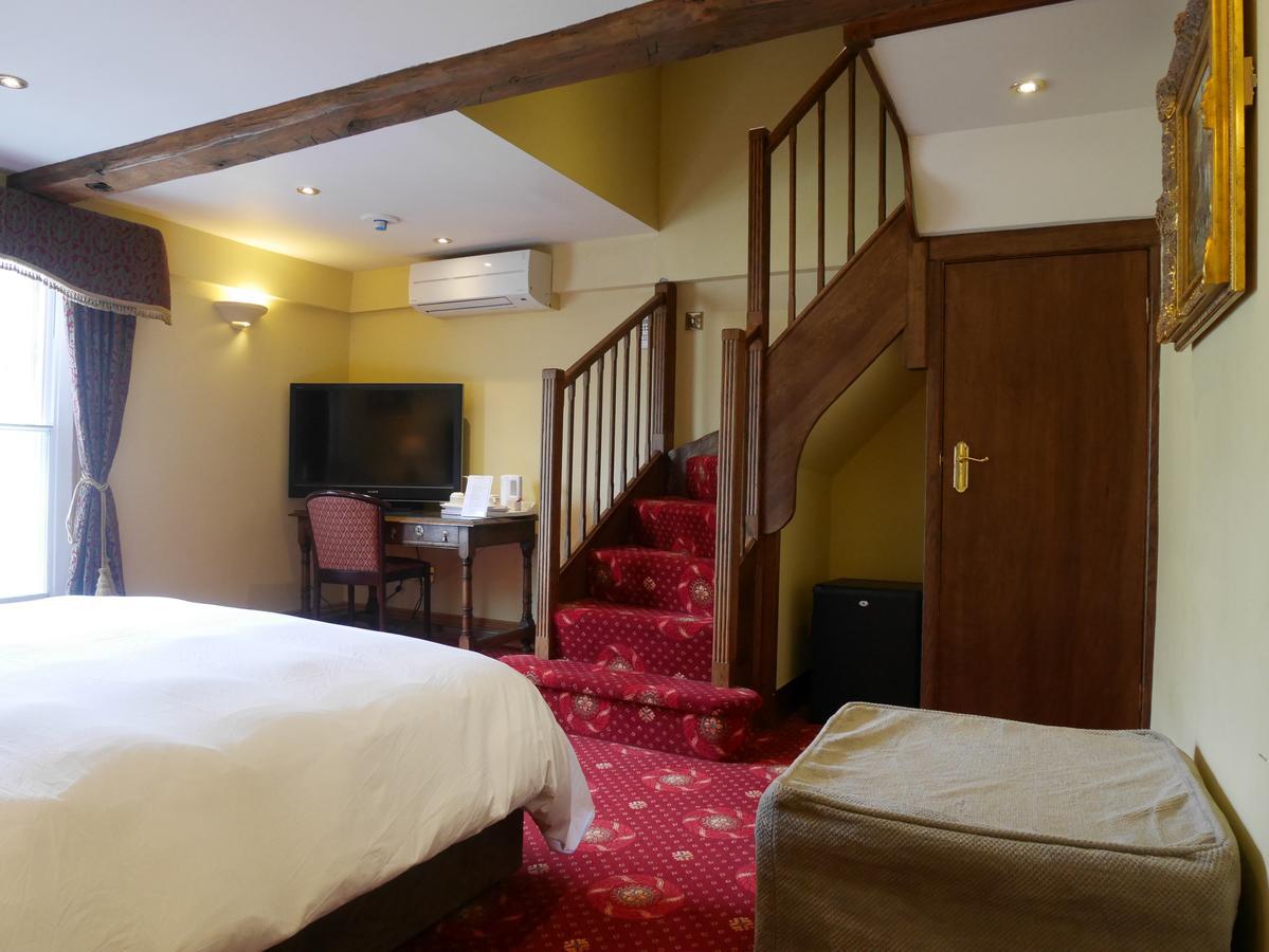 Villare Hitchin Town Centre Экстерьер фото