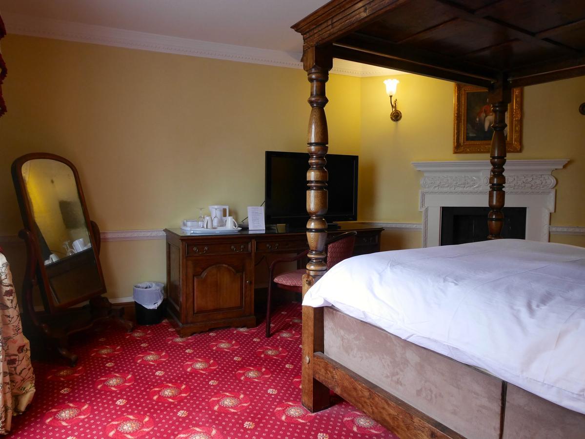 Villare Hitchin Town Centre Экстерьер фото